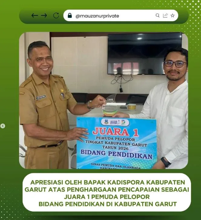 Penyerahan penghargaan Juara 1 Pemuda Pelopor Bidang Pendidikan Kabupaten Garut 2026